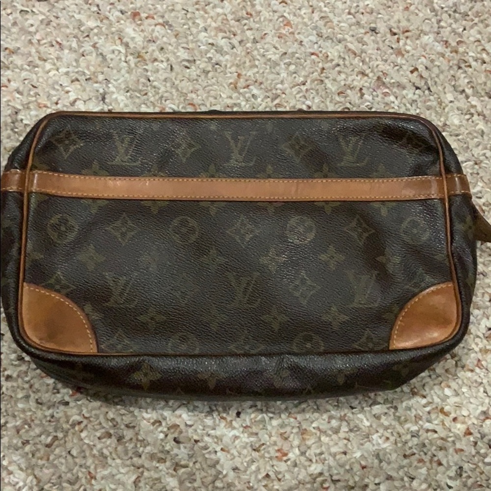 Authentic vintage Louis Vuitton Compiegne 28.